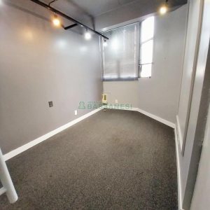 Sala com 88m², no bairro Lourdes em Caxias do Sul para Comprar