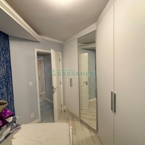 Apto Mobiliado com 98m², 2 dormitórios, 1 vaga, no bairro São Pelegrino em Caxias do Sul para Alugar