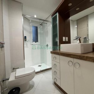 Apto Mobiliado com 98m², 2 dormitórios, 1 vaga, no bairro São Pelegrino em Caxias do Sul para Alugar