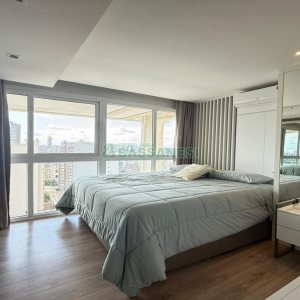 Apto Mobiliado com 85m², 2 dormitórios, 2 vagas, no bairro Centro em Caxias do Sul para Alugar