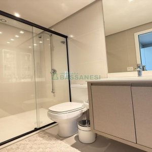Apto Mobiliado com 85m², 2 dormitórios, 2 vagas, no bairro Centro em Caxias do Sul para Alugar