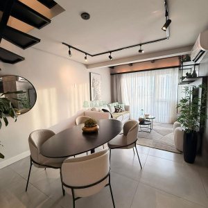 Apto Mobiliado com 85m², 2 dormitórios, 2 vagas, no bairro Exposição em Caxias do Sul para Alugar