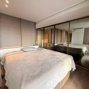Apto Mobiliado com 85m², 2 dormitórios, 2 vagas, no bairro Exposição em Caxias do Sul para Alugar
