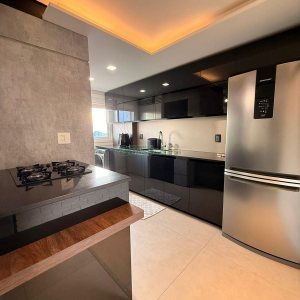 Apto Mobiliado com 85m², 2 dormitórios, 2 vagas, no bairro Exposição em Caxias do Sul para Alugar