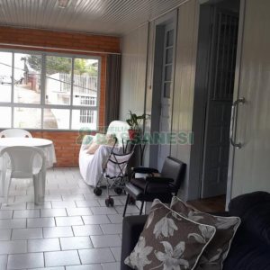 Casa com 164m², 3 dormitórios, 1 vaga, no bairro Bela Vista em Caxias do Sul para Comprar
