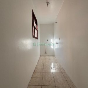 Casa com 100m², 3 dormitórios, no bairro Floresta em Caxias do Sul para Alugar