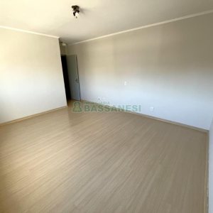 Apartamento com 106m², 3 dormitórios, 1 vaga, no bairro Centro em Caxias do Sul para Comprar