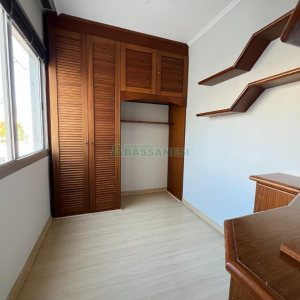 Apartamento com 106m², 3 dormitórios, 1 vaga, no bairro Centro em Caxias do Sul para Comprar