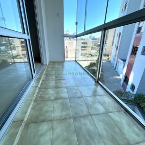 Apartamento com 106m², 3 dormitórios, 1 vaga, no bairro Centro em Caxias do Sul para Comprar