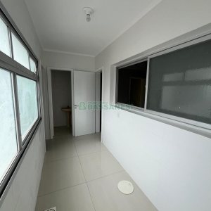 Apartamento com 106m², 3 dormitórios, 1 vaga, no bairro Centro em Caxias do Sul para Comprar