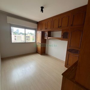 Apartamento com 106m², 3 dormitórios, 1 vaga, no bairro Centro em Caxias do Sul para Comprar