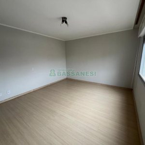 Apartamento com 106m², 3 dormitórios, 1 vaga, no bairro Centro em Caxias do Sul para Comprar