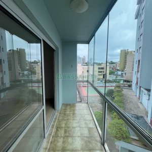 Apartamento com 106m², 3 dormitórios, 1 vaga, no bairro Centro em Caxias do Sul para Comprar