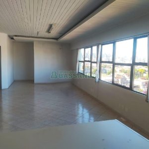 Sala com 288m², no bairro Santa Catarina em Caxias do Sul para Alugar