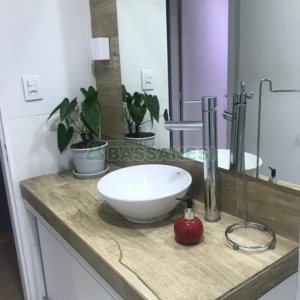 Apartamento com 57m², 2 dormitórios, no bairro Centro em Caxias do Sul para Comprar