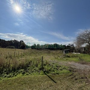 Terreno com 1320m², no bairro Linha 40 em Caxias do Sul para Comprar