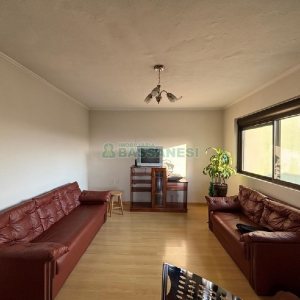 Apto Mobiliado com 78m², 2 dormitórios, 1 vaga, no bairro Sagrada Família em Caxias do Sul para Alugar