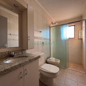 Apto Mobiliado com 78m², 2 dormitórios, 1 vaga, no bairro Sagrada Família em Caxias do Sul para Alugar