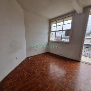 Apartamento com 100m², 2 dormitórios, no bairro São Leopoldo em Caxias do Sul para Alugar