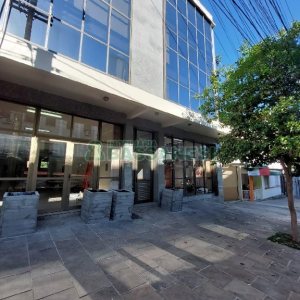Sala com 82m², no bairro Centro em Caxias do Sul para Alugar