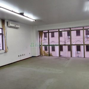 Sala com 82m², no bairro Centro em Caxias do Sul para Alugar