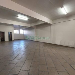 Loja com 172m², no bairro Centro em Caxias do Sul para Alugar