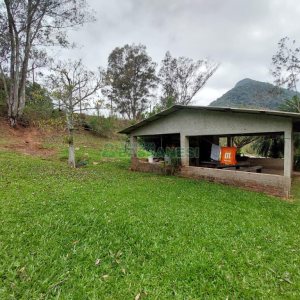 Chácara com 240000m², 4 dormitórios, no bairro Vila Cristina em Caxias do Sul para Comprar