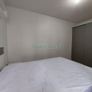 Apto Mobiliado com 70m², 2 dormitórios, 1 vaga, no bairro São Virgílio em Caxias do Sul para Alugar