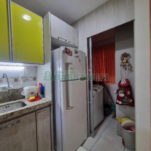 Apto Mobiliado com 52m², 2 dormitórios, 1 vaga, no bairro Esplanada em Caxias do Sul para Alugar
