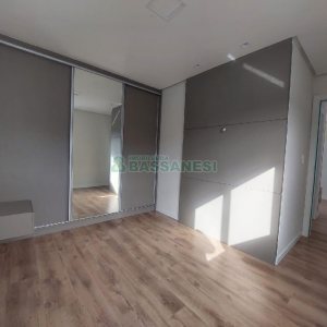 Apartamento com 72m², 2 dormitórios, 1 vaga, no bairro São Luiz em Caxias do Sul para Alugar