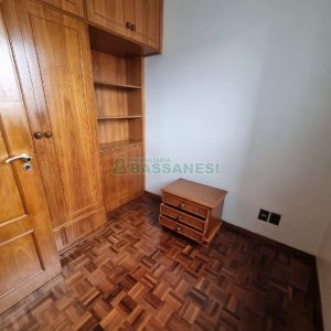 Apto/Cobertura com 540m², 3 dormitórios, 2 vagas, no bairro Centro em Caxias do Sul para Alugar