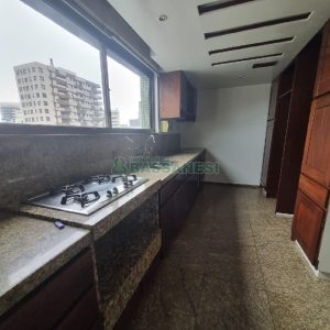 Apto/Cobertura com 540m², 3 dormitórios, 2 vagas, no bairro Centro em Caxias do Sul para Alugar