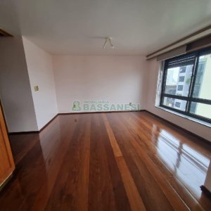 Apto/Cobertura com 540m², 3 dormitórios, 2 vagas, no bairro Centro em Caxias do Sul para Alugar