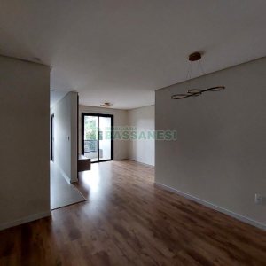 Apto Mobiliado com 77m², 2 dormitórios, 3 vagas, no bairro São Luiz em Caxias do Sul para Alugar
