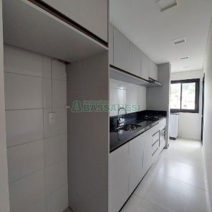 Apto Mobiliado com 77m², 2 dormitórios, 3 vagas, no bairro São Luiz em Caxias do Sul para Alugar