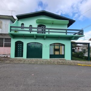 Loja com 115m², 2 vagas, no bairro Cristo Redentor em Caxias do Sul para Alugar