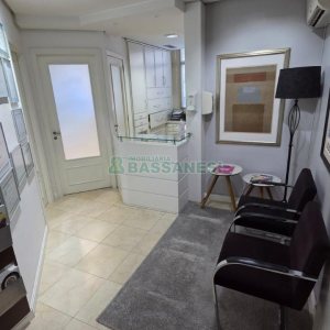 Sala com 61m², no bairro Centro em Caxias do Sul para Comprar