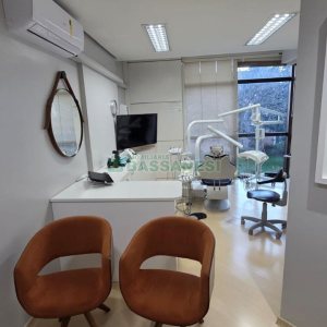 Sala com 61m², no bairro Centro em Caxias do Sul para Comprar