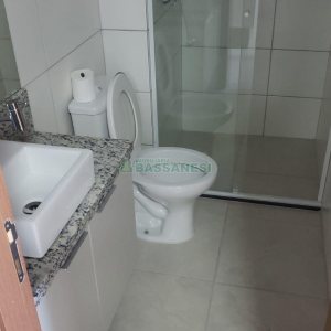 Apartamento com 40m², 2 dormitórios, 1 vaga, no bairro Petrópolis em Caxias do Sul para Comprar