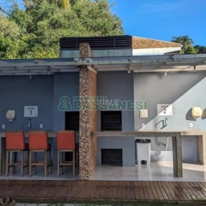 Apartamento com 40m², 2 dormitórios, 1 vaga, no bairro Petrópolis em Caxias do Sul para Comprar