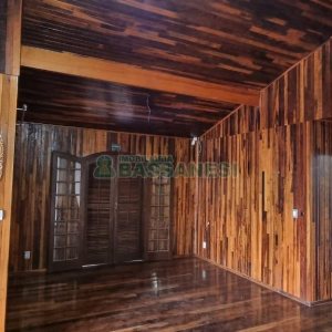 Casa com 108m², 3 dormitórios, 2 vagas, no bairro Moinhos de Vento em Caxias do Sul para Comprar