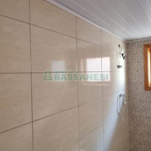 Casa com 108m², 3 dormitórios, 2 vagas, no bairro Moinhos de Vento em Caxias do Sul para Comprar