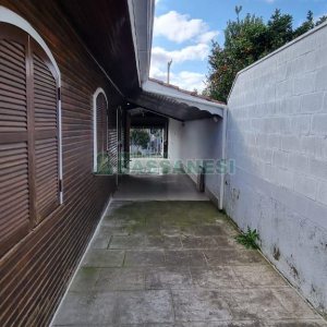 Casa com 108m², 3 dormitórios, 2 vagas, no bairro Moinhos de Vento em Caxias do Sul para Comprar