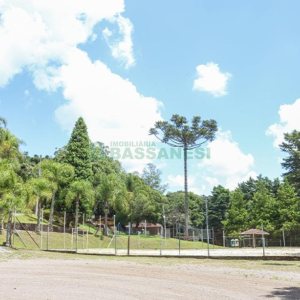 Terreno com 950m², no bairro Linha 40 em Caxias do Sul para Comprar