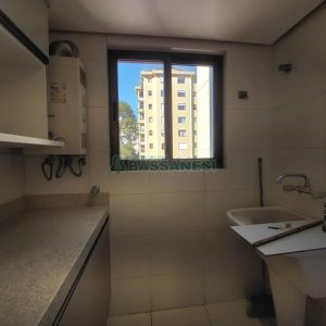 Kitinete com 40m², 1 dormitório, no bairro Centro em Caxias do Sul para Alugar