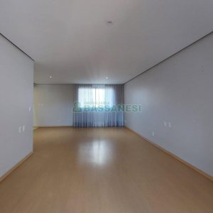 Kitinete com 40m², 1 dormitório, no bairro Centro em Caxias do Sul para Alugar