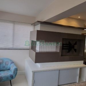 Apartamento com 88m², 2 dormitórios, 2 vagas, no bairro Cristo Redentor em Caxias do Sul para Comprar