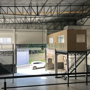Pavilhão com 747m², no bairro Santa Lúcia em Caxias do Sul para Alugar