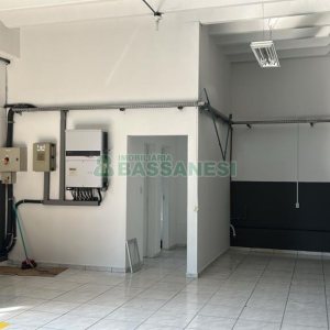 Pavilhão com 747m², no bairro Santa Lúcia em Caxias do Sul para Alugar