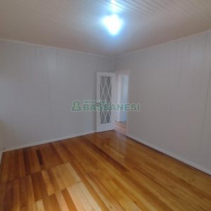 Casa com 240m², 3 dormitórios, 1 vaga, no bairro Rio Branco em Caxias do Sul para Comprar